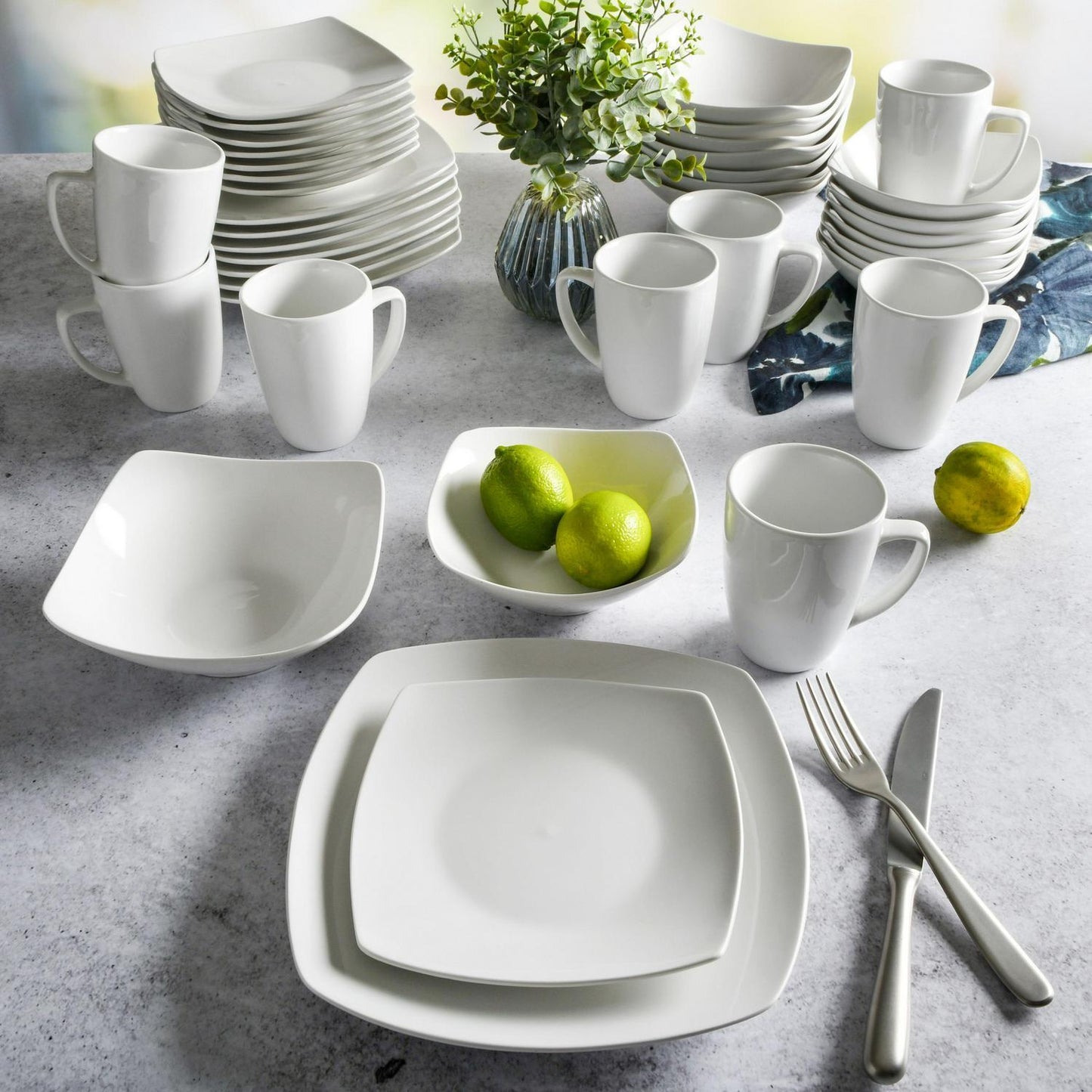 Everyday Square Expanded 40-Piece Dinnerware Set Kitchen Home NEW